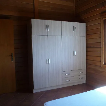 Casas De Azeitonas بيت للعطل